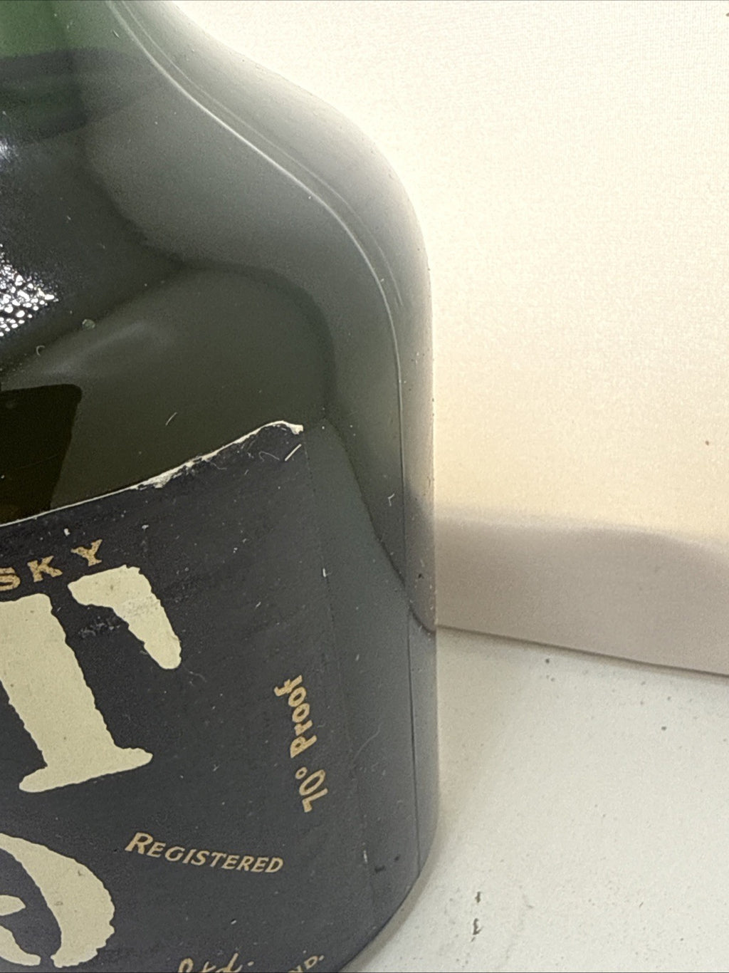 VAT 69 — Half Bottle — 70° Proof — 1960s/70s — Leith — Vintage —