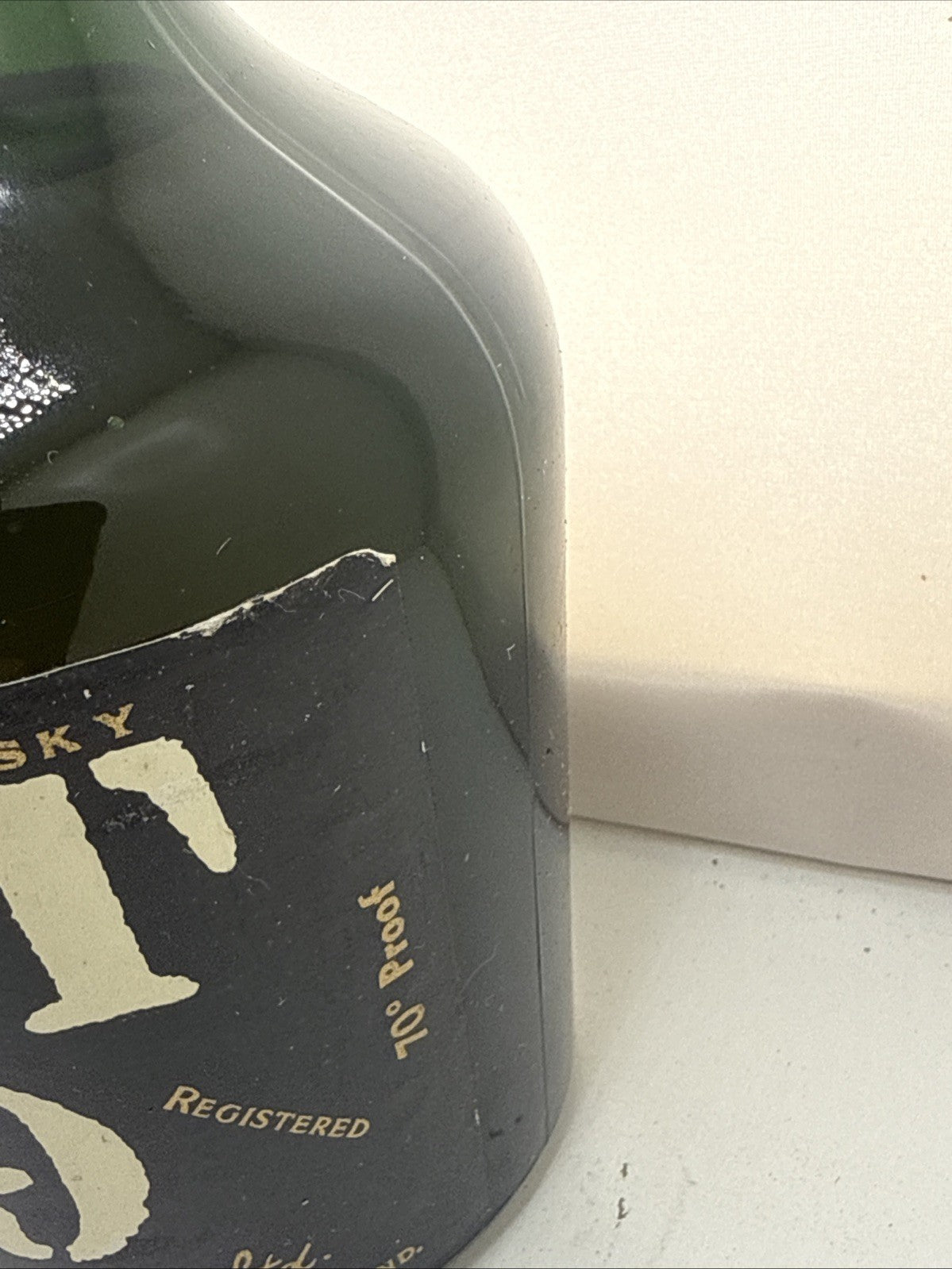 VAT 69 — Half Bottle — 70° Proof — 1960s/70s — Leith — Vintage —