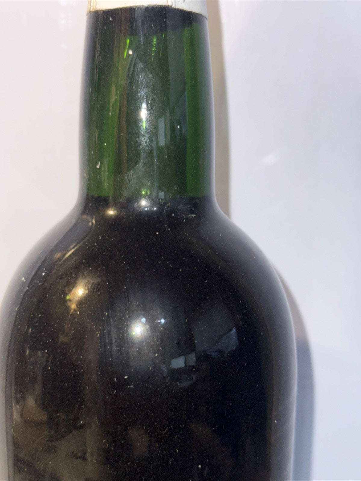 Taylor 's 1963 Vintage Port Good  Condition