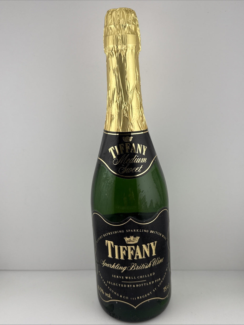 Tiffany Sparkling British Wine – Medium Sweet