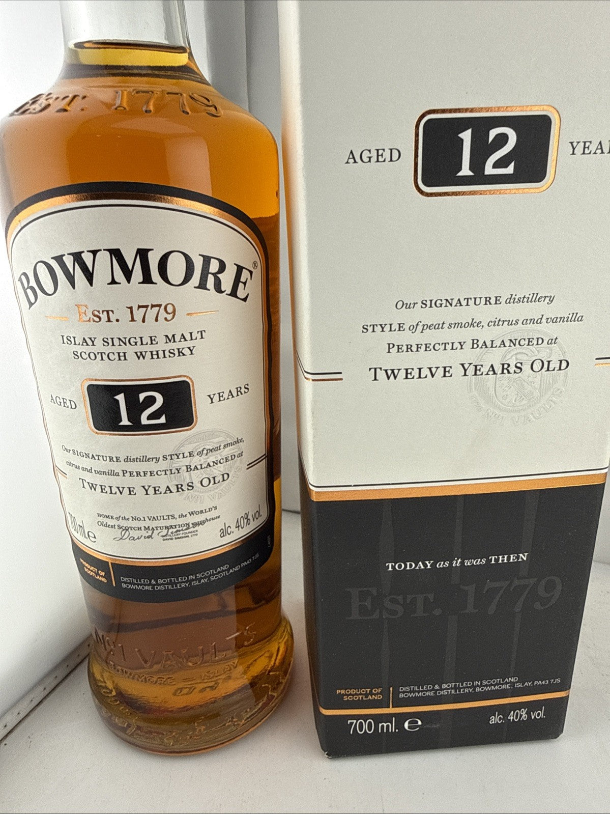 Bowmore 12 Year Old Islay Single Malt Scotch Whisky 70cl 40% Boxed