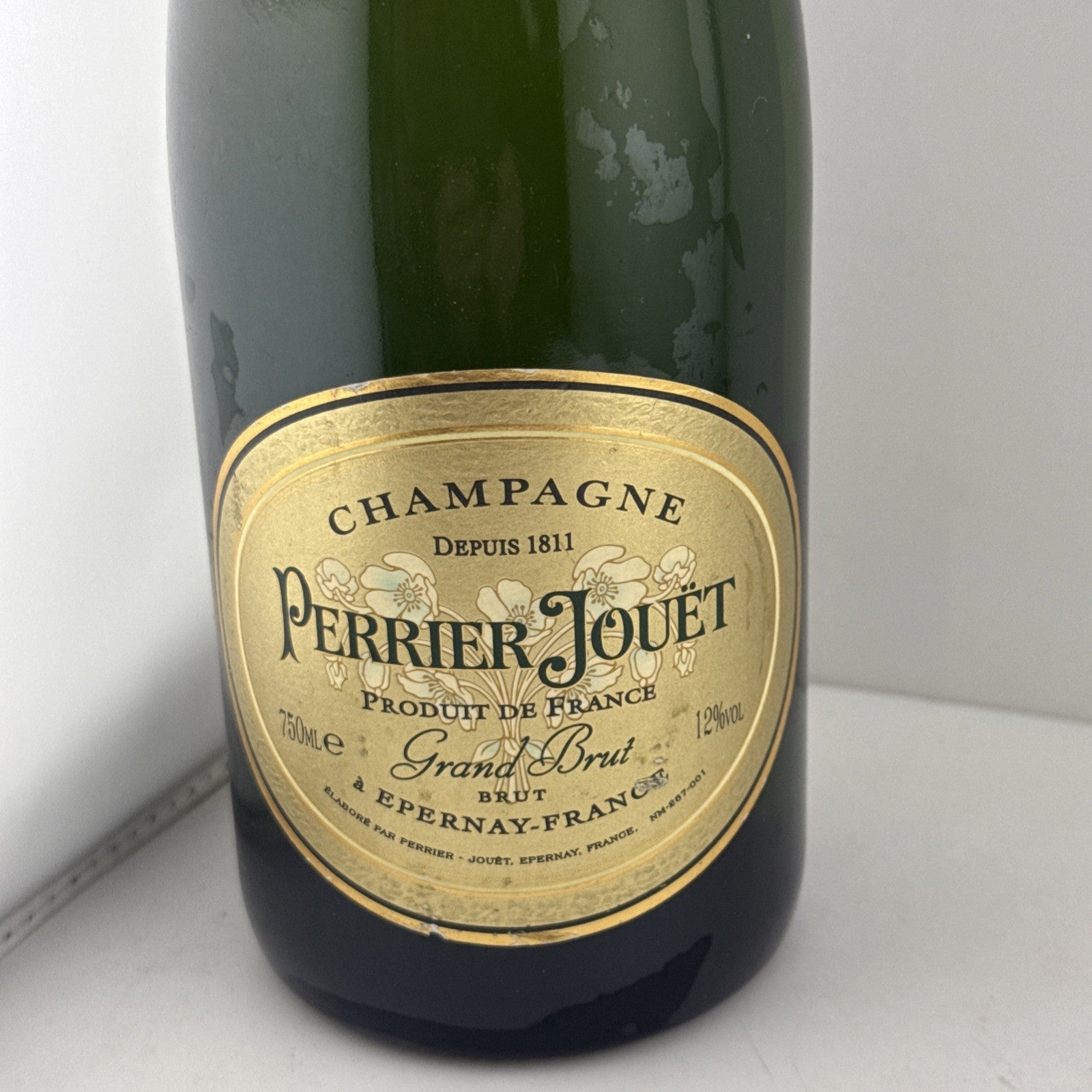 Perrier-Jouët Grand Brut Champagne 75cl NV c.2001 Old Label Bottle