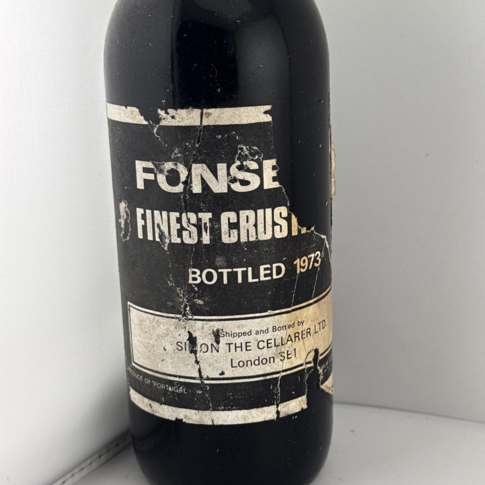 Fonseca Finest Crust Port Bottled 1973 Vintage Style Port