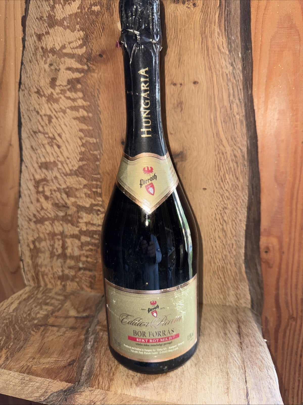 Vintage Pieroth Bor Forras Sekt Rot Mild Sparkling Red Hungarian