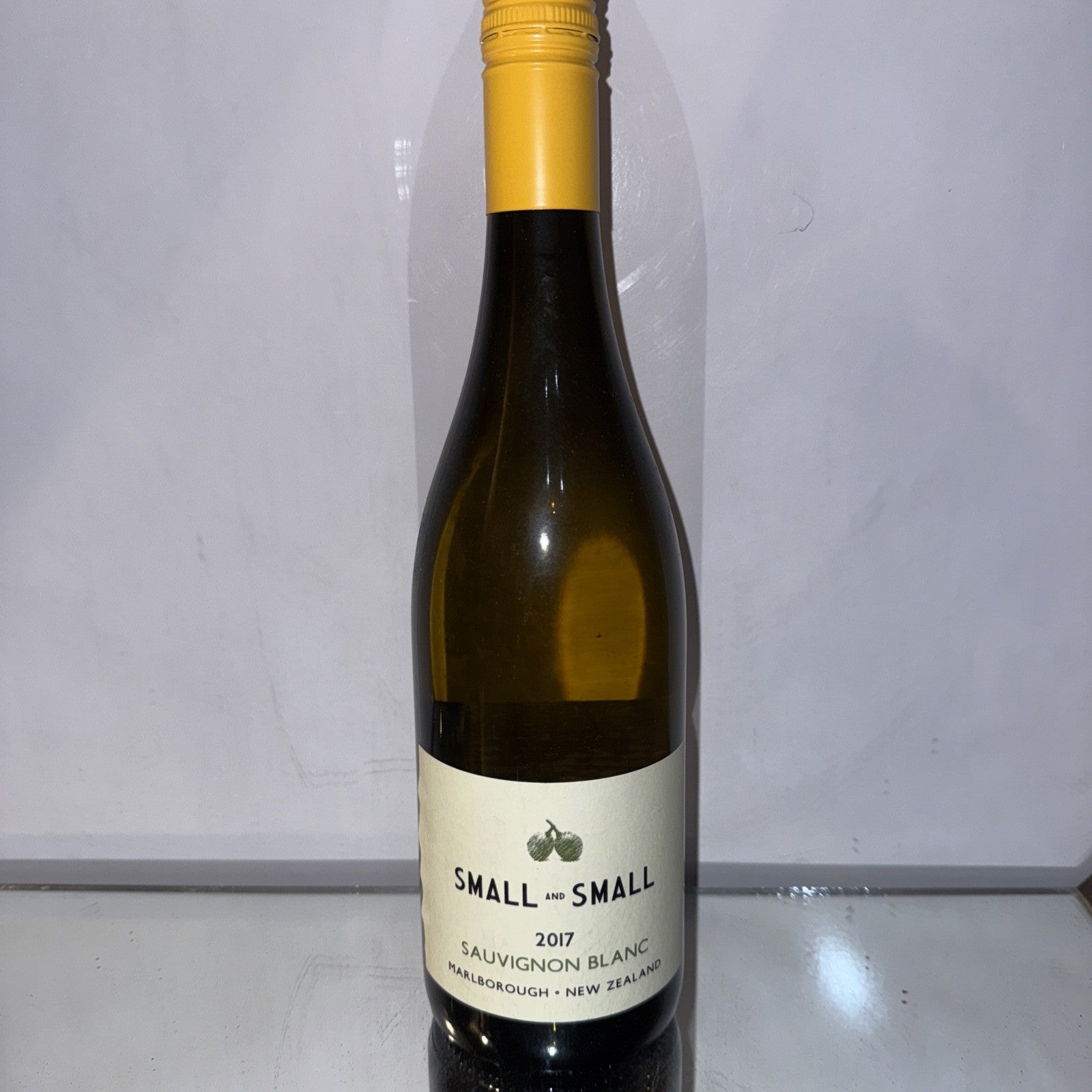 Small and Small Sauvignon Blanc 2017 Marlborough (75cl, 13.0% ABV)