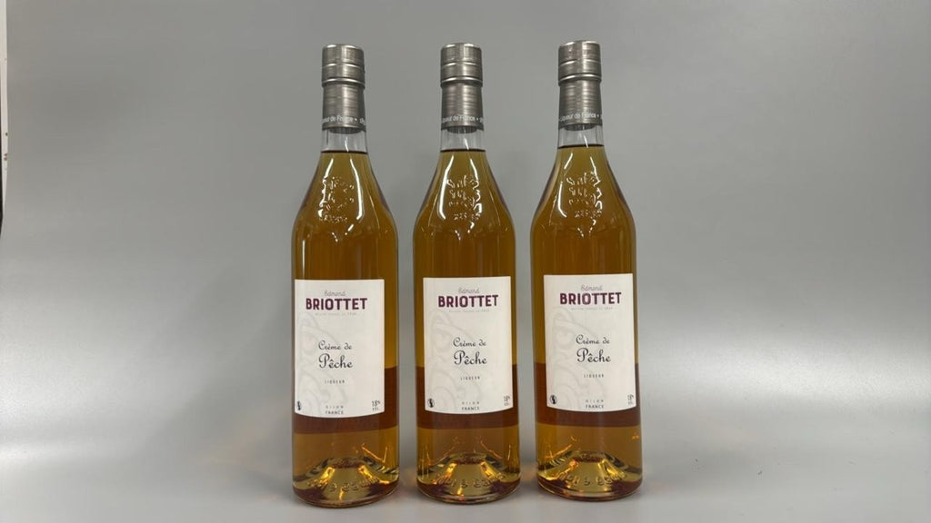 Edmond Briottet creme de peche Liqueur 70cl 18% France