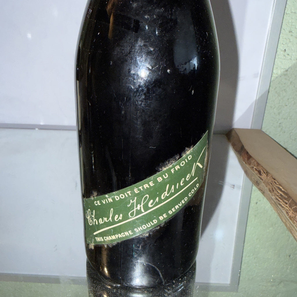 1943 Charles Heidsieck Extra Dry Champagne Appears To Still Have Fizz (mousse)
