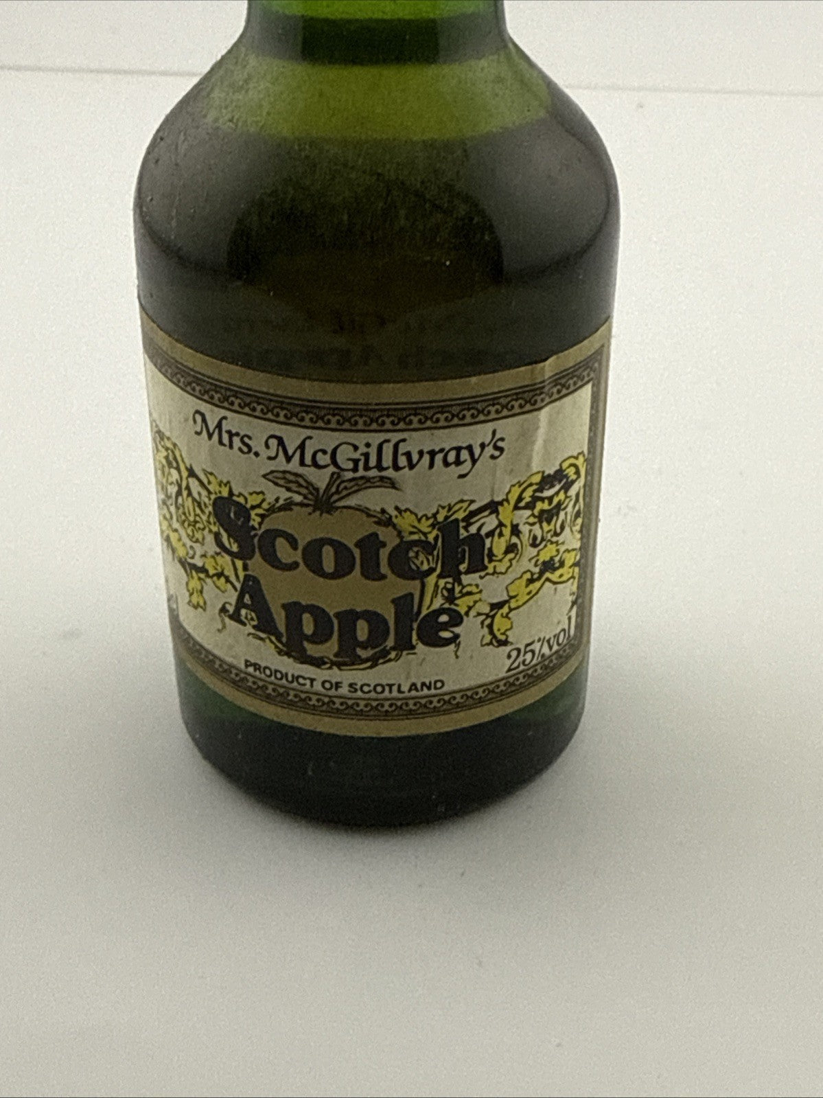 Vintage Mrs. McGillvray’s Scotch Apple Miniature c.1970s–1980s (5 cl)
