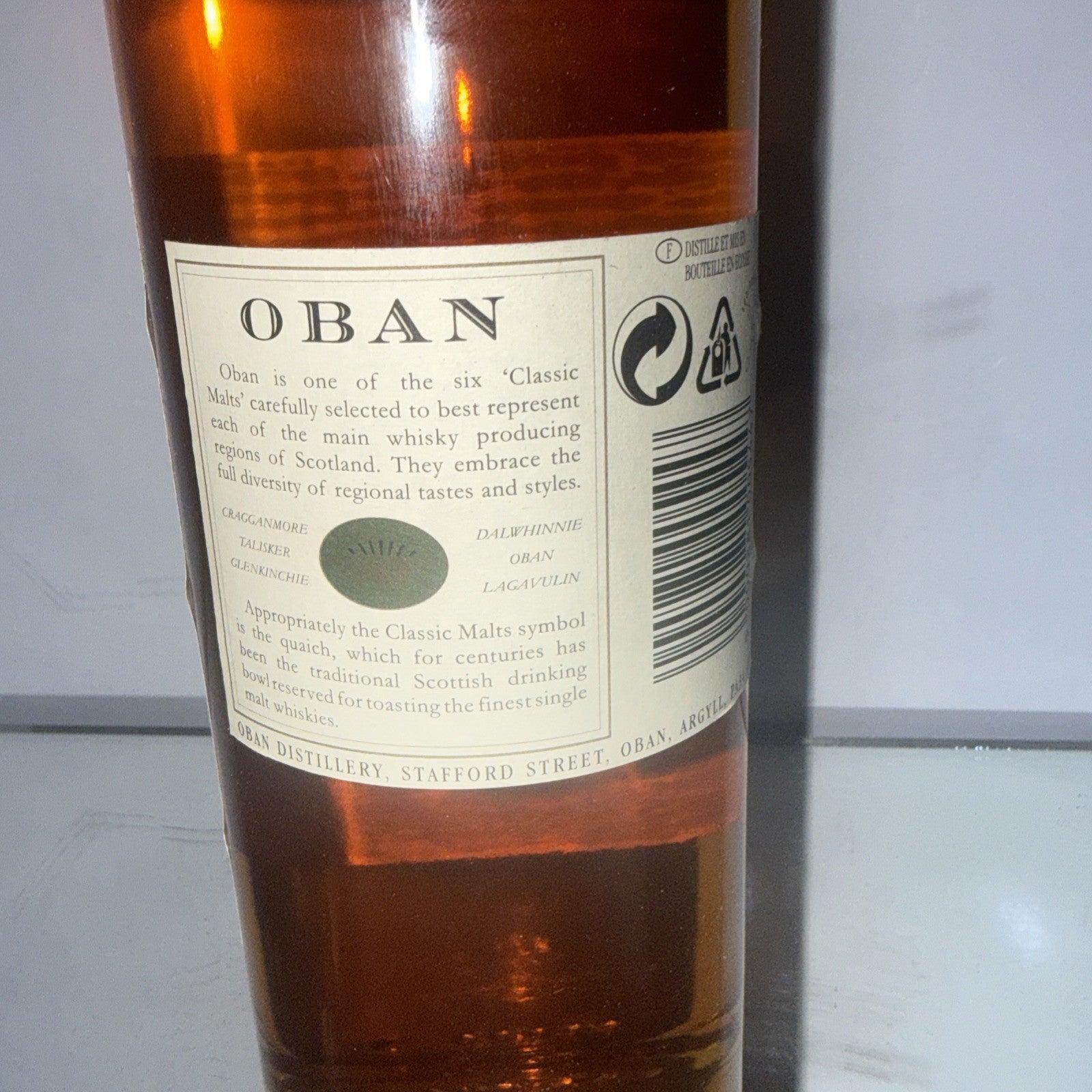 Oban “Little Bay of Caves”	•	Single Malt – West Highland 43%abv 1991/6