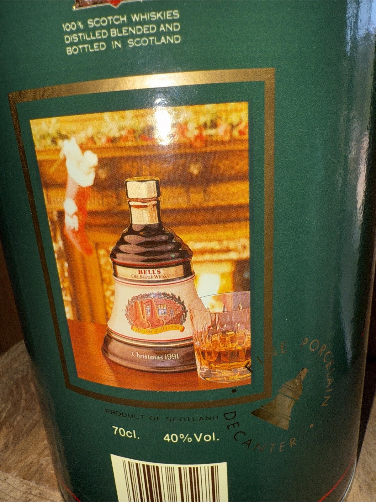 Bells Whisky Decanter christmas 1991 Full boxed mint condition