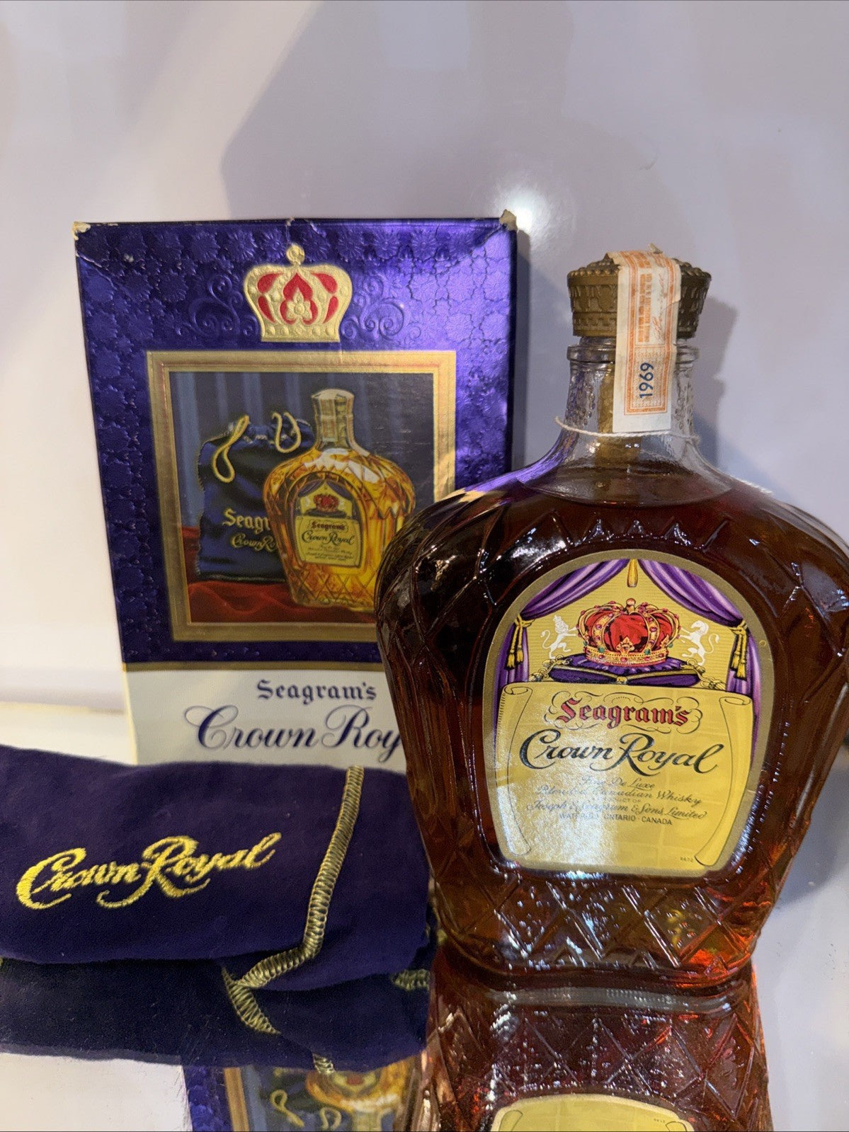 1969 Bottle Crown Royal Canadian Rye Whisky 25 fl oz 70 % proof