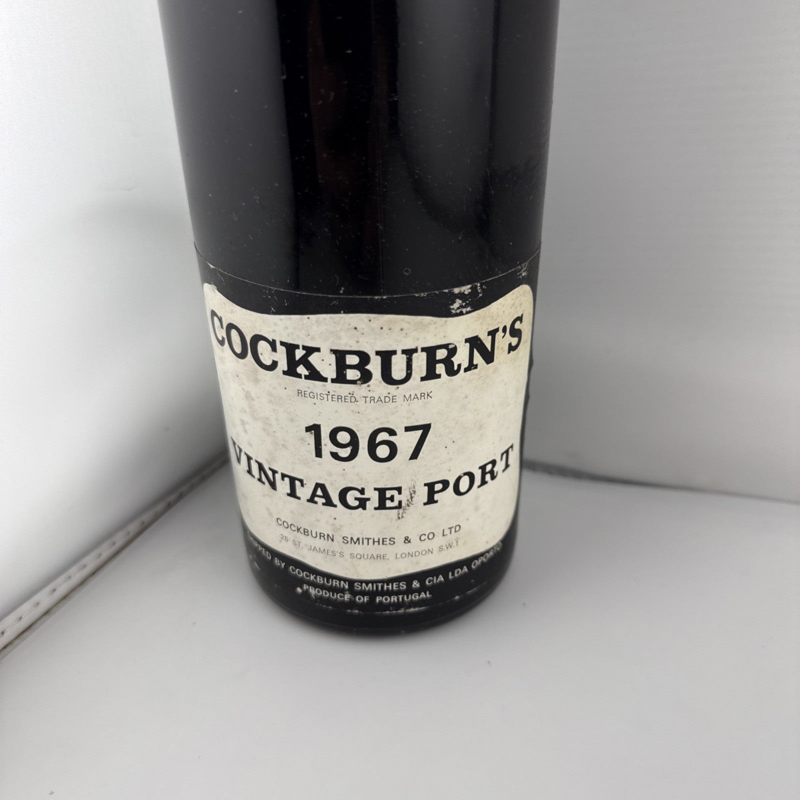 1967 Cockburn’s Vintage Port 75cl – High Shoulder Fill – Old Vintage Port
