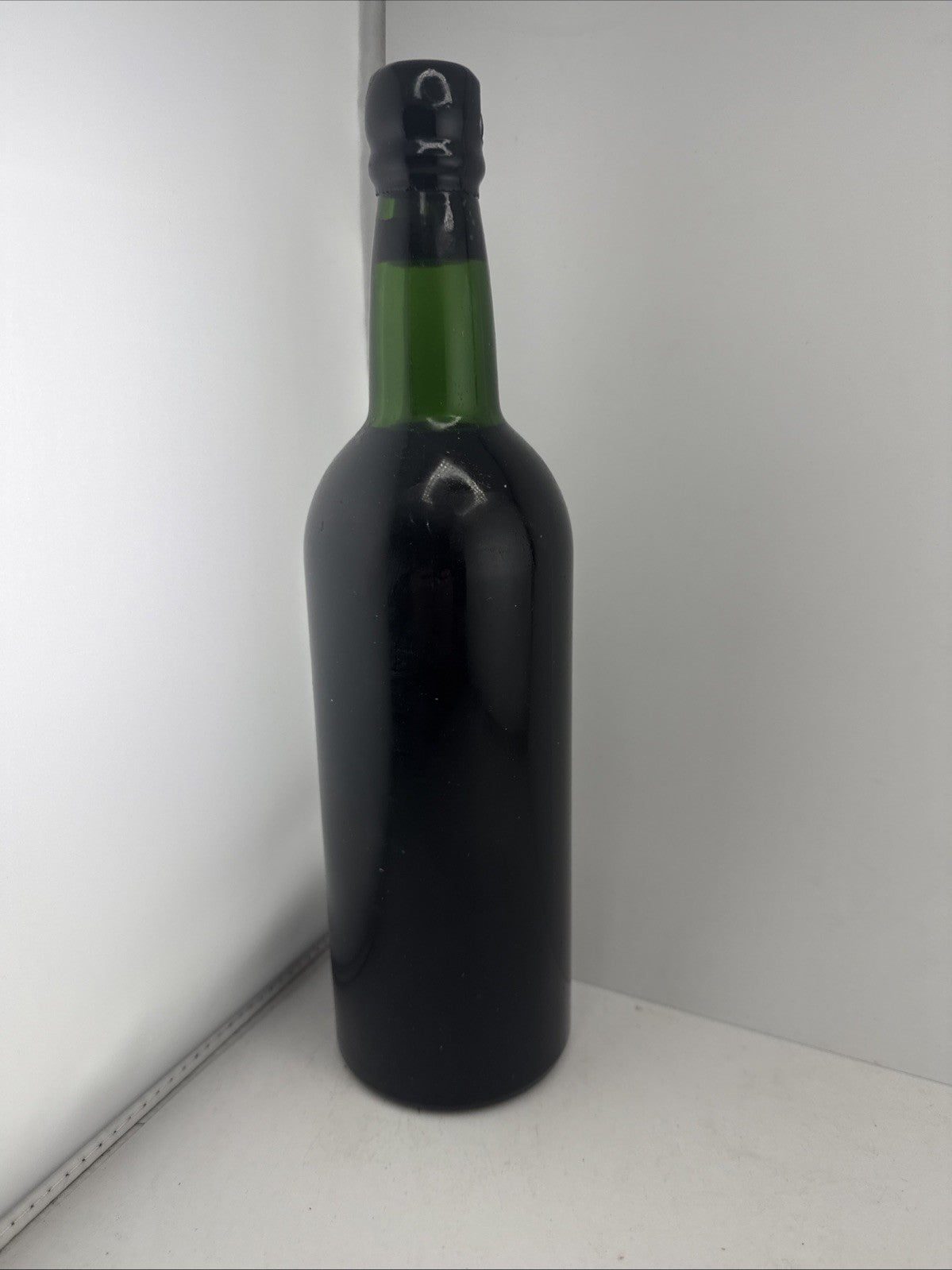 Sandeman 1963 Vintage Port 75cl Oporto Portugal