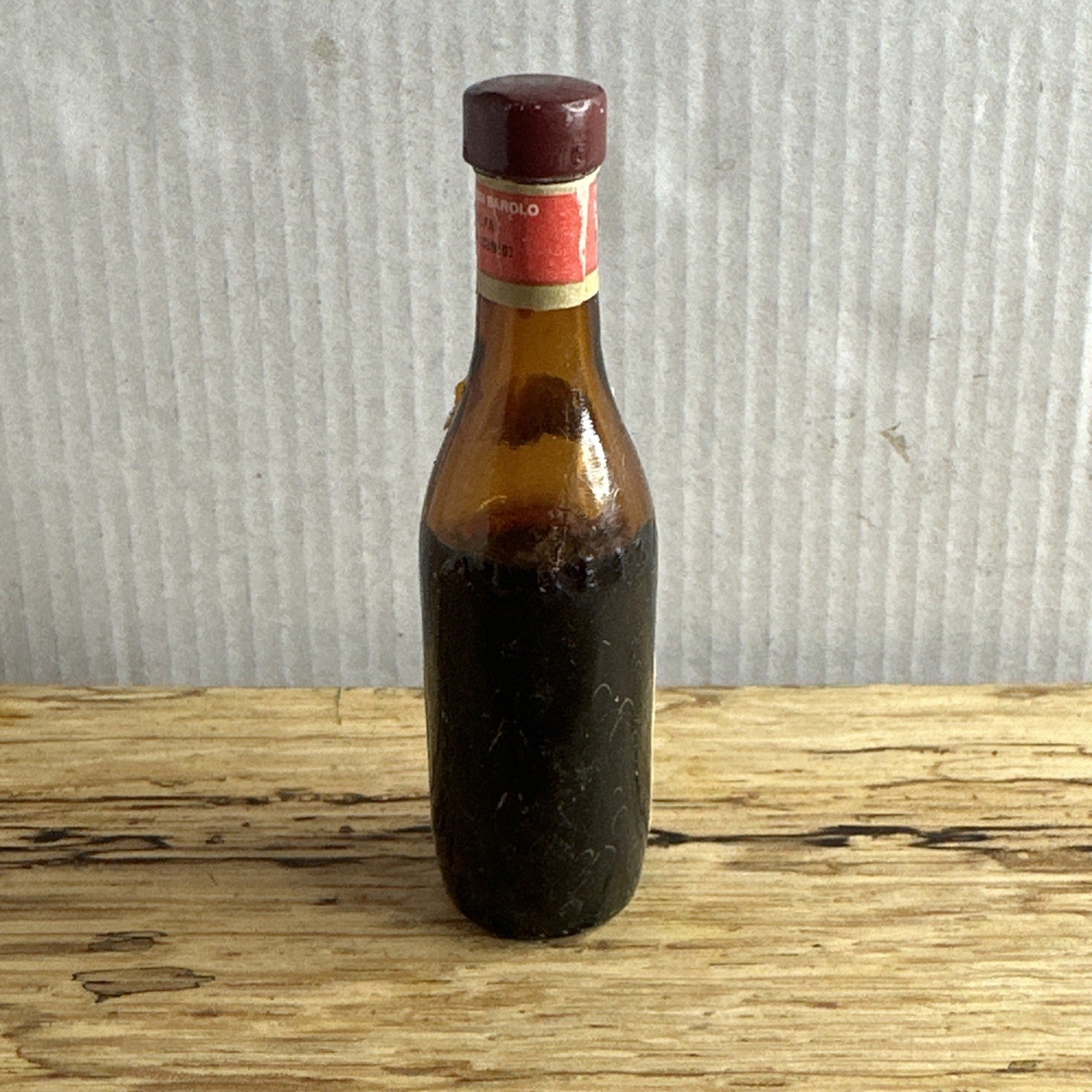 Dolcetto del Piemonte wine miniature