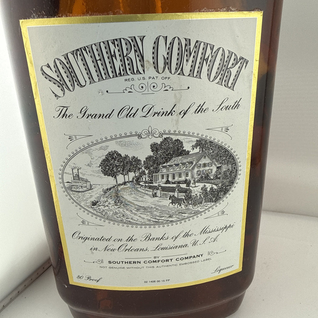 Vintage Southern Comfort 80 Proof Liqueur Sealed Bottle 1.75L with pourer