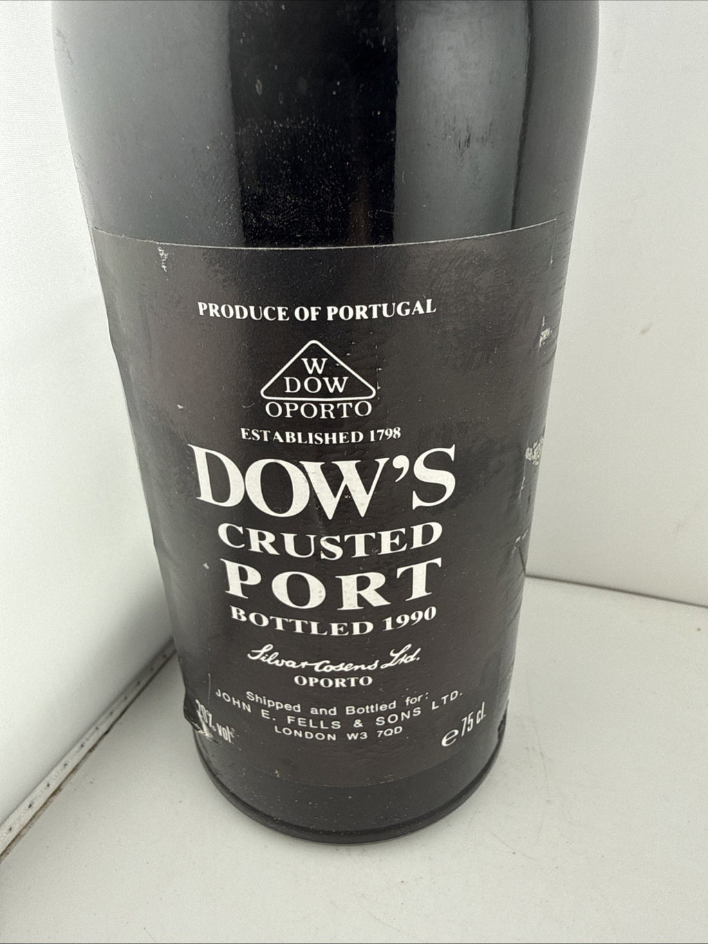 Dow’s Crusted Port Bottled 1990 Vintage 75cl 20% ABV