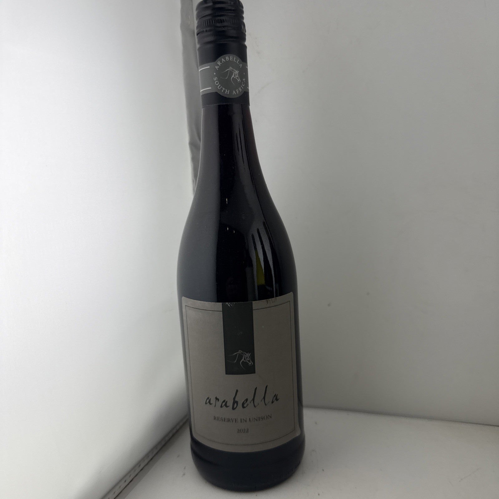 Arabella Reserve in Unison 2022 South African Red Wine
