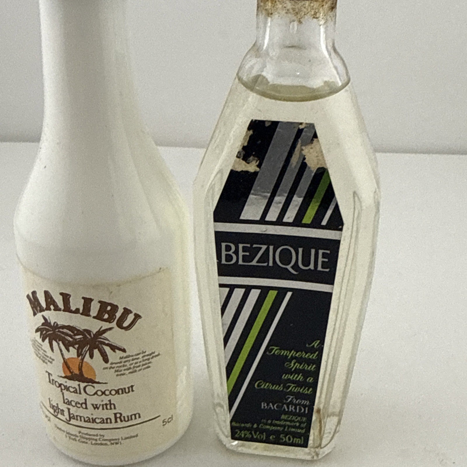 1980s Bacardi Bezique Citrus Miniature 50ml 24% Vintage + Bacardi 1980s