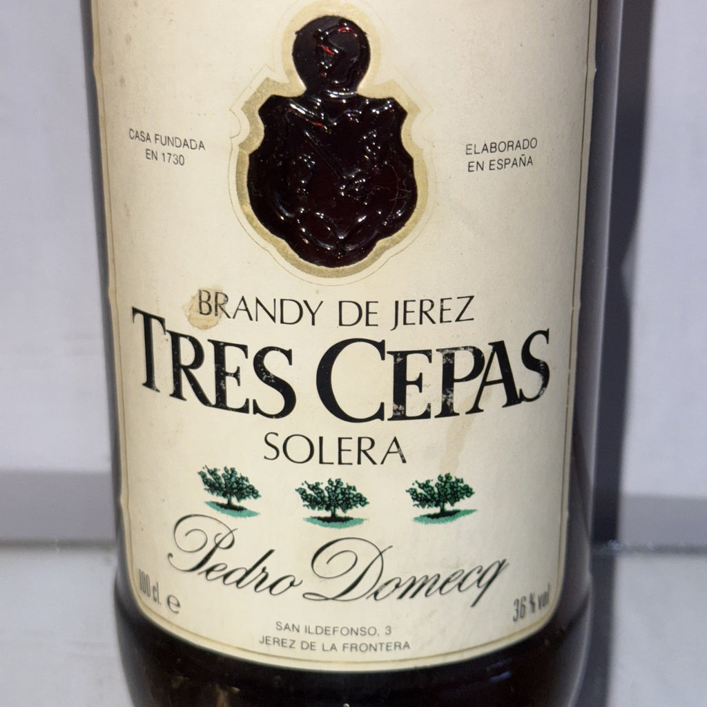 Pedro Domecq Tres Cepas Solera Brandy de Jerez (1L, 36% ABV)