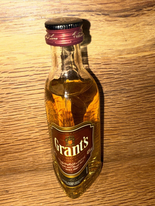 Grants Blended Scotch whisky Miniature