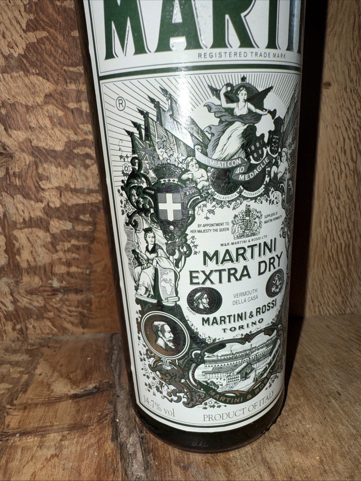 Martini extra dry Vermouth 1980s 75cl 14.7% abv