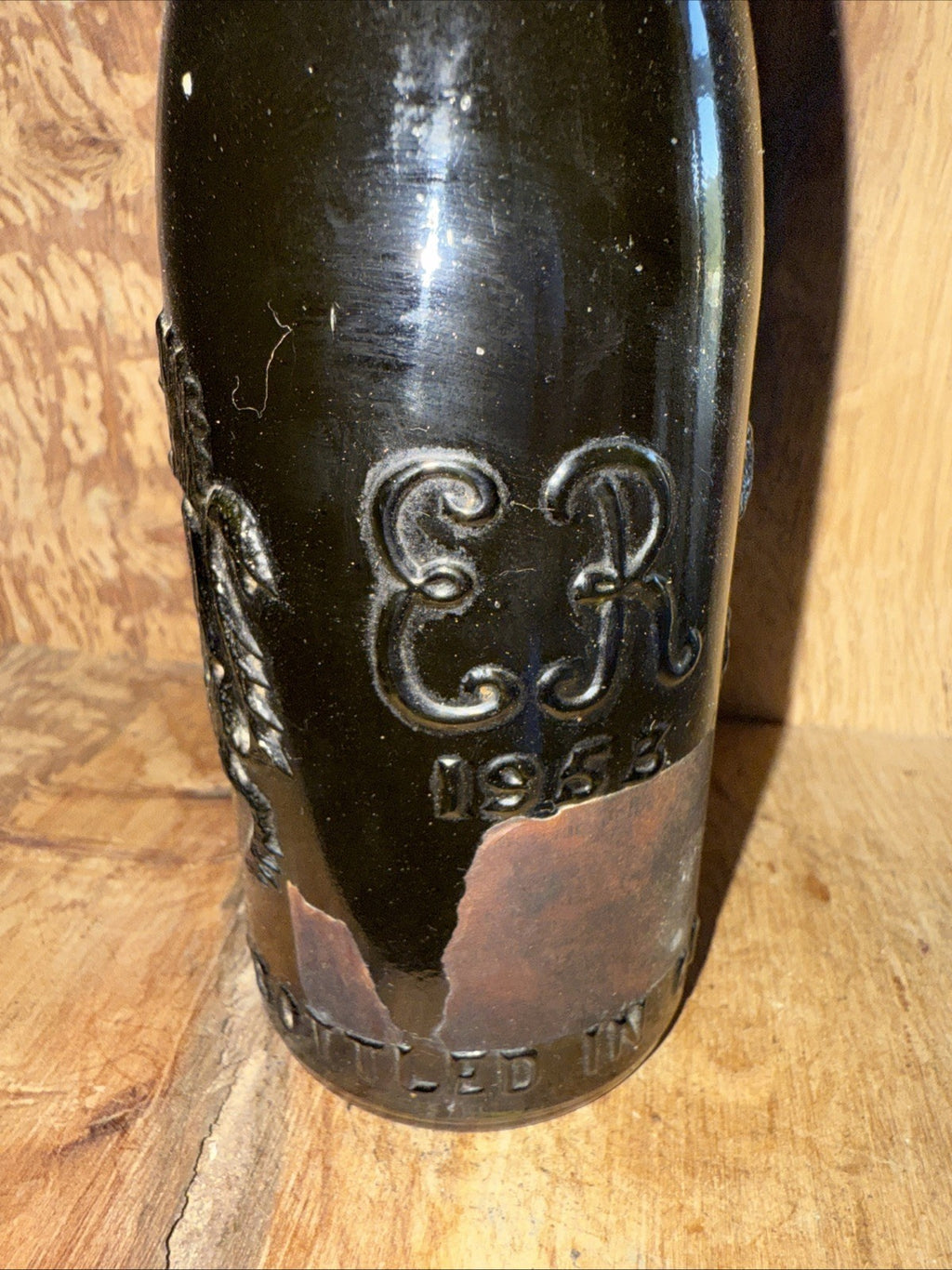 Guinness Extra Stout bottled 1953 For Coronation  (label in poor condition)
