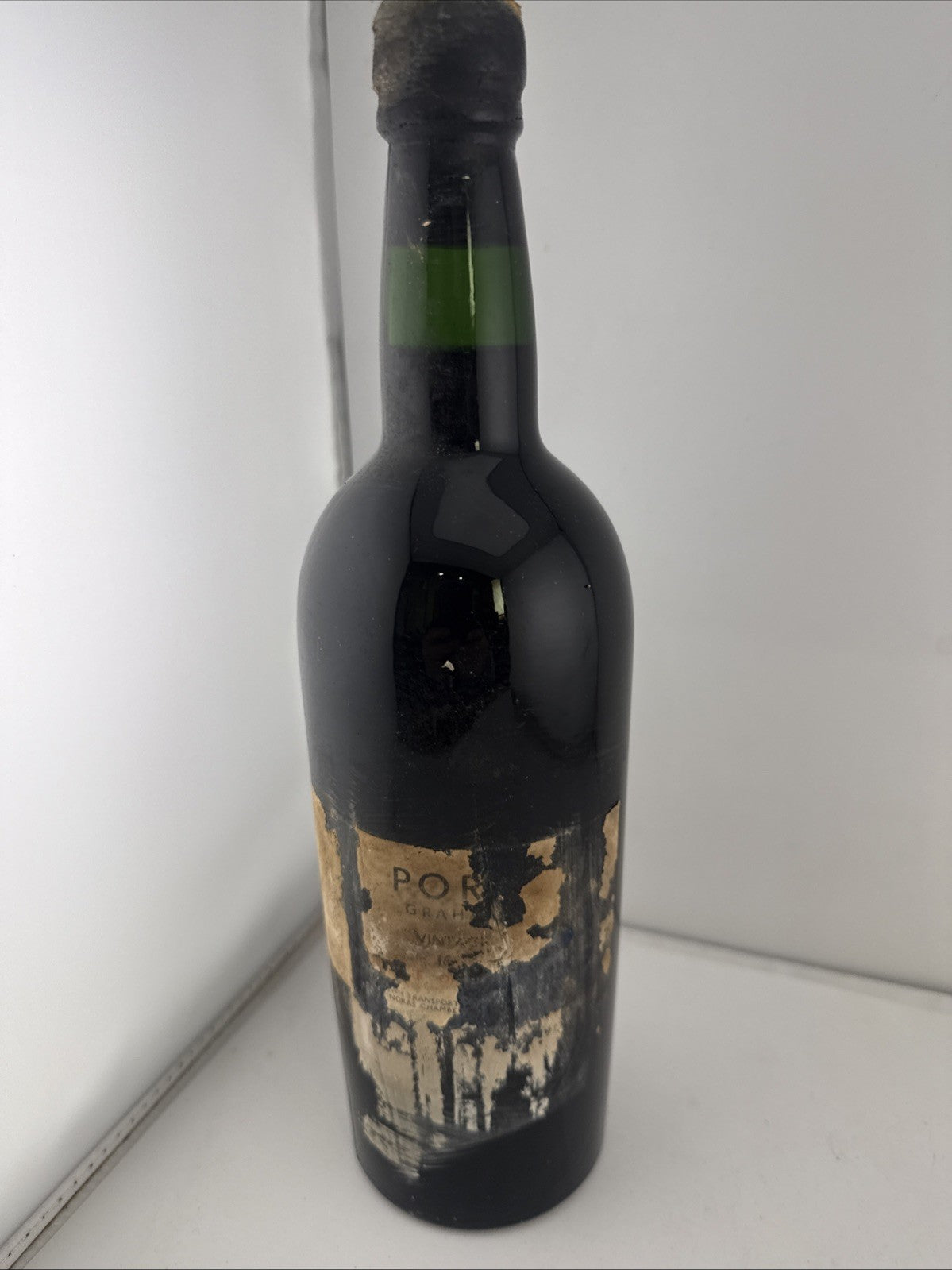 Graham’s 1963 Vintage Port Old Rare Bottle Damaged Label Very High Fill