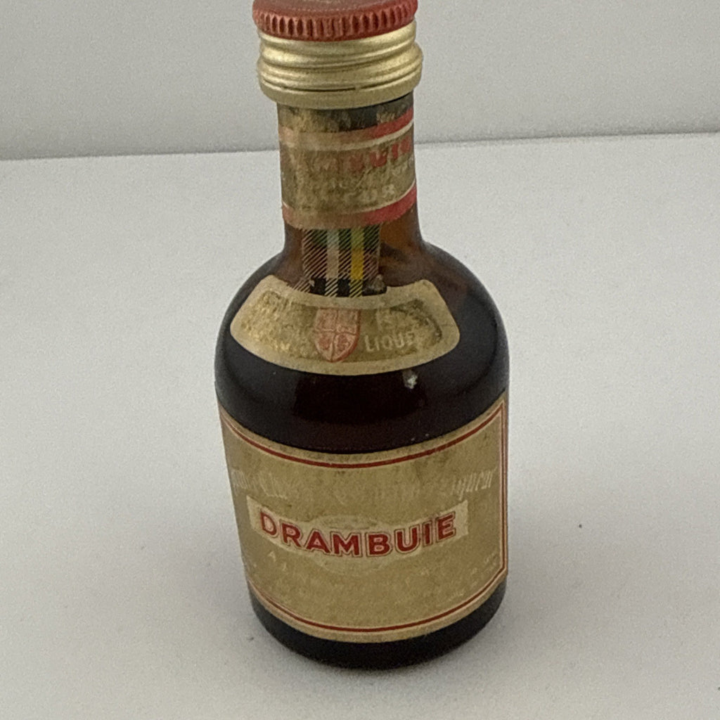 Vintage Drambuie Miniature Liqueur 70 Proof 1970s Scotland Full