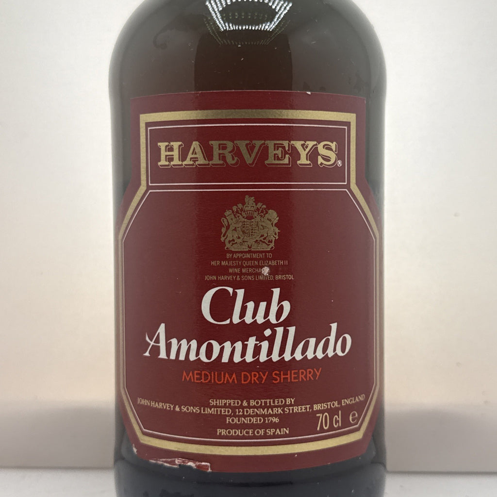 Harveys Club Amontillado Medium Dry Sherry — Jerez, Spain. 75cl. 1980s