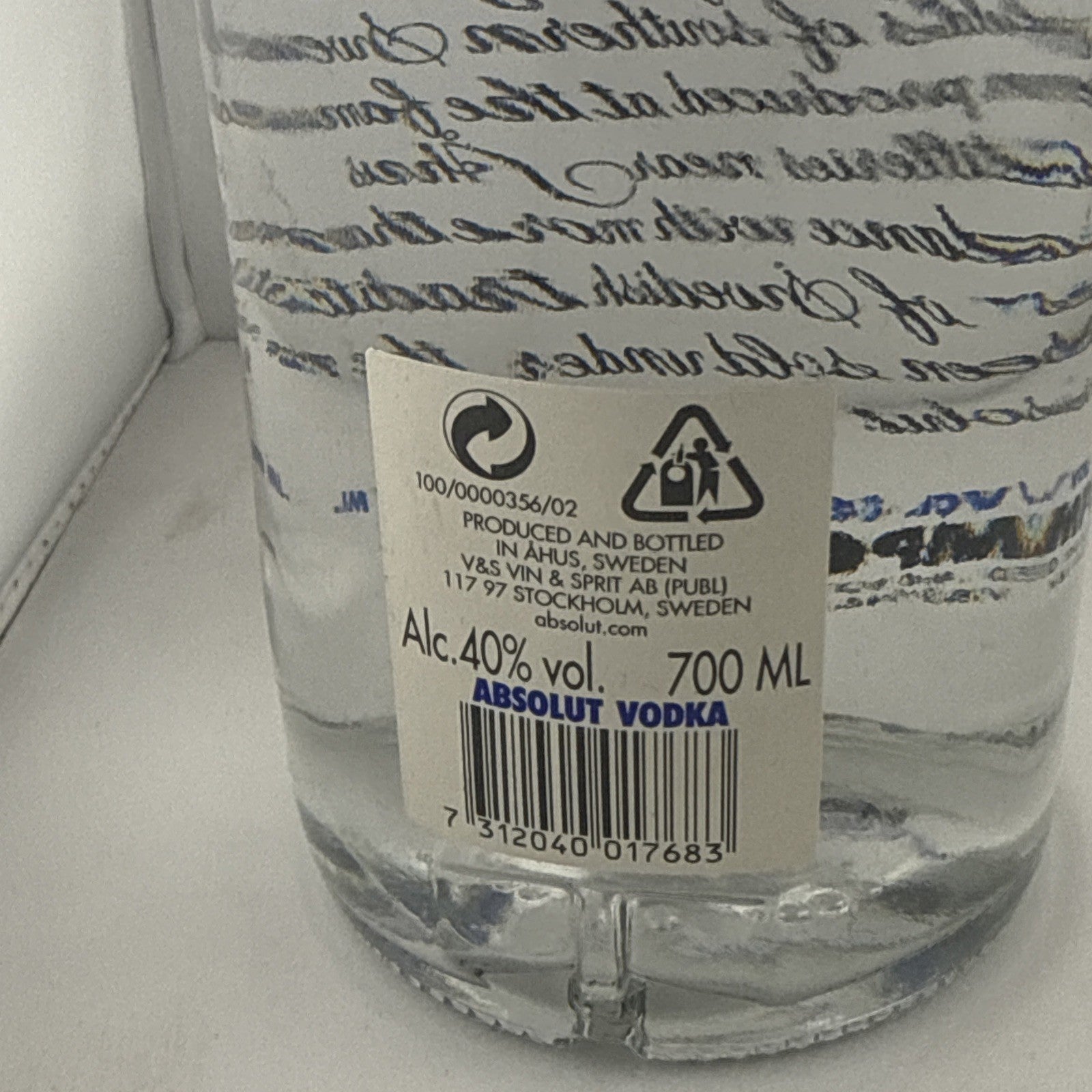 Absolut Vodka Country of Sweden 700ml 40% Old Label 2000s
