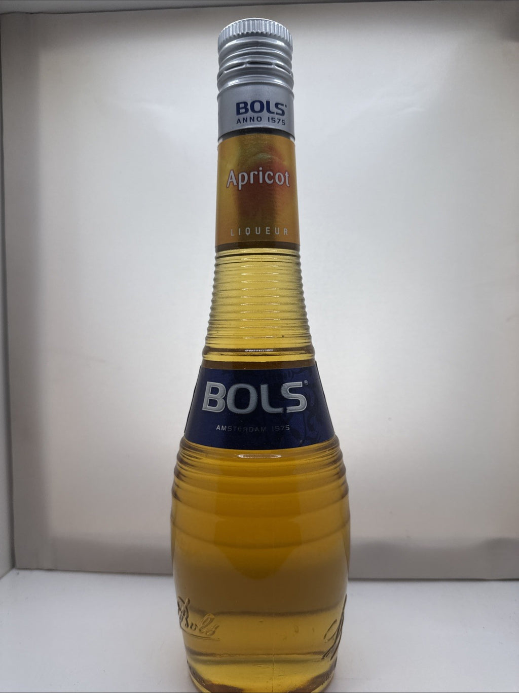 Bols Apricot Liqueur 50cl 24% – Older Style Bottle