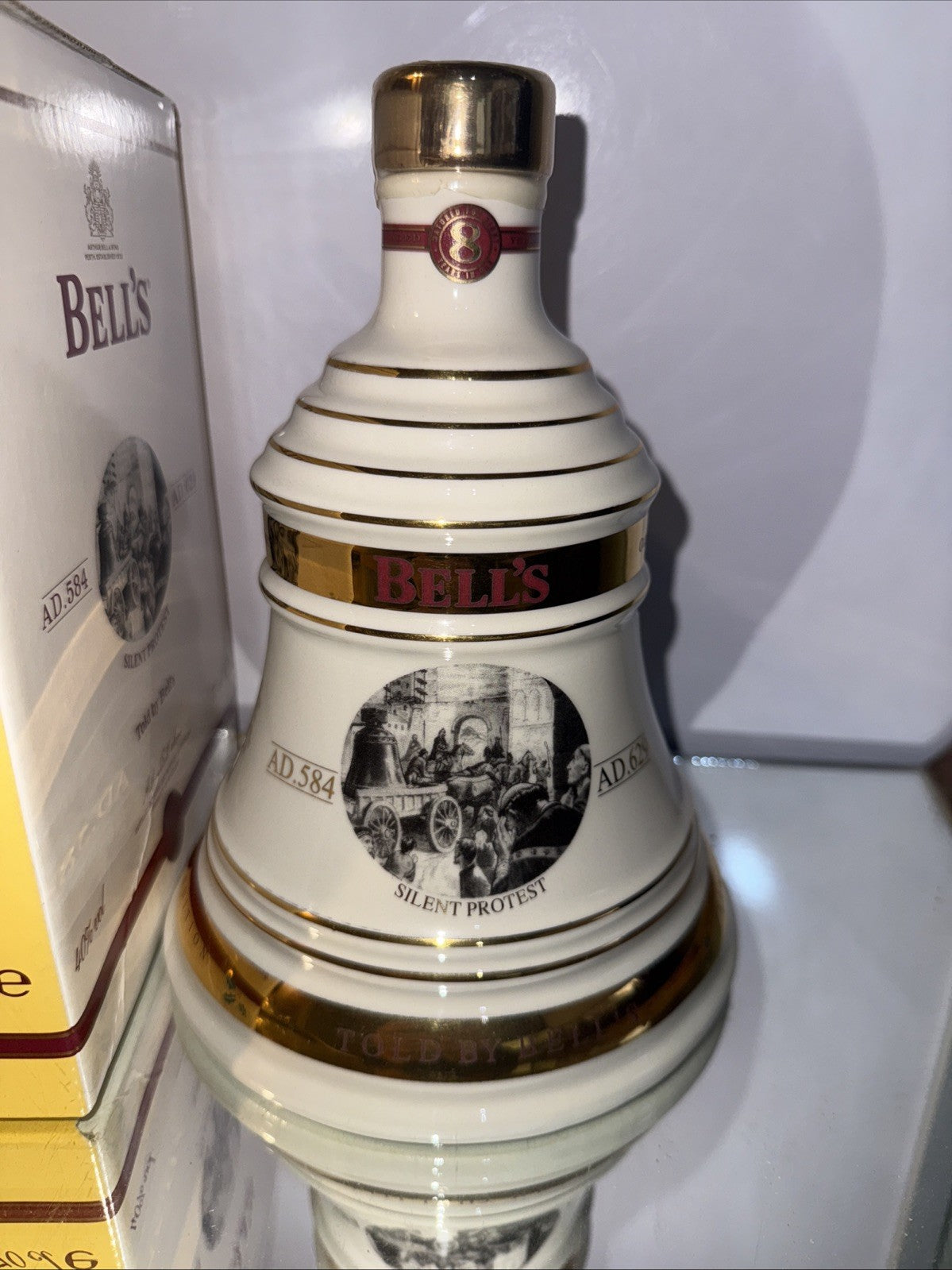 Bells Old Scotch Whisky Christmas 2005 40% 75cl Boxed New Full