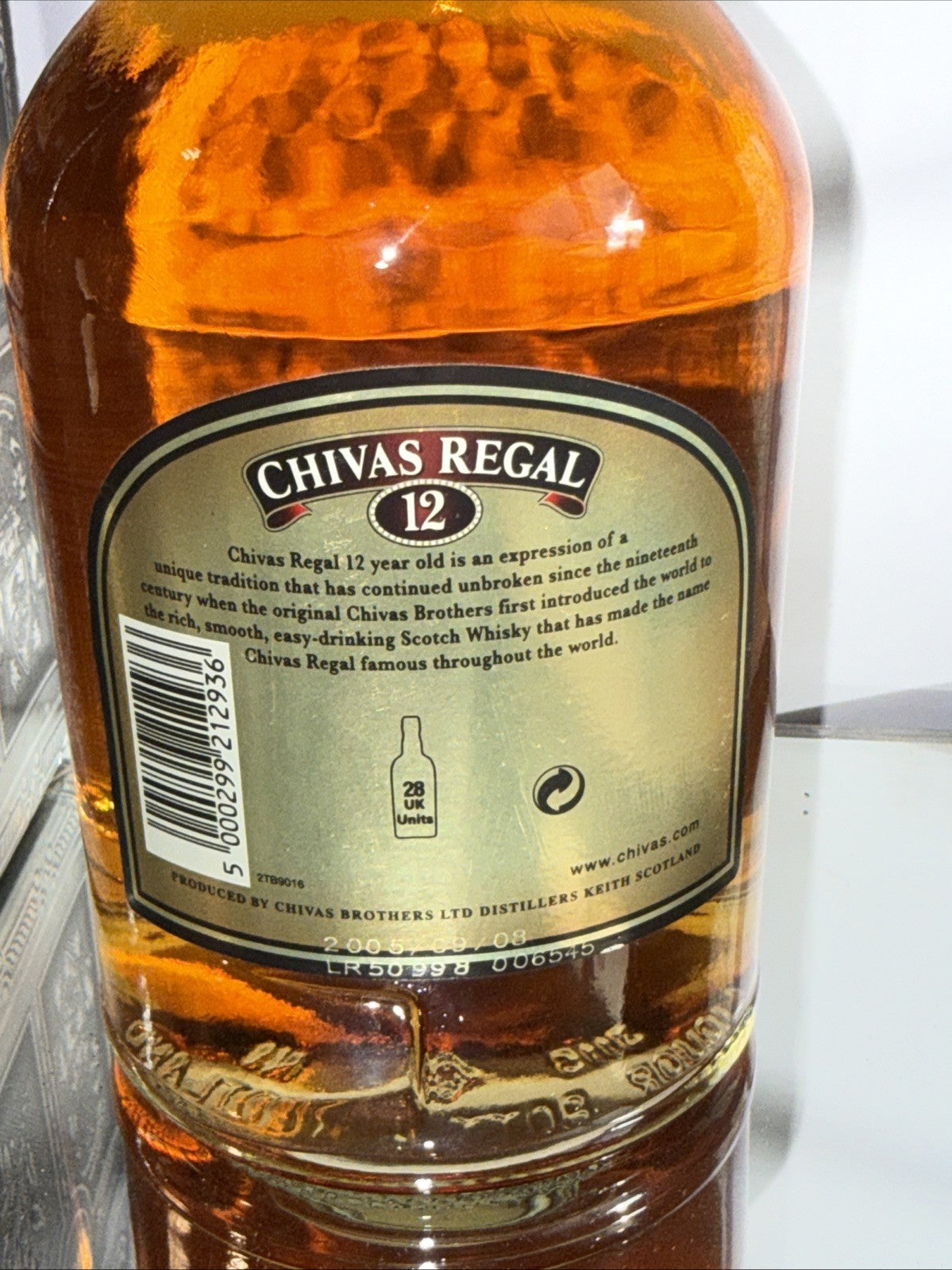 Chivas Regal 12 Year Old Blended Scotch Whisky (75 cl / 40% ABV) 2010/15