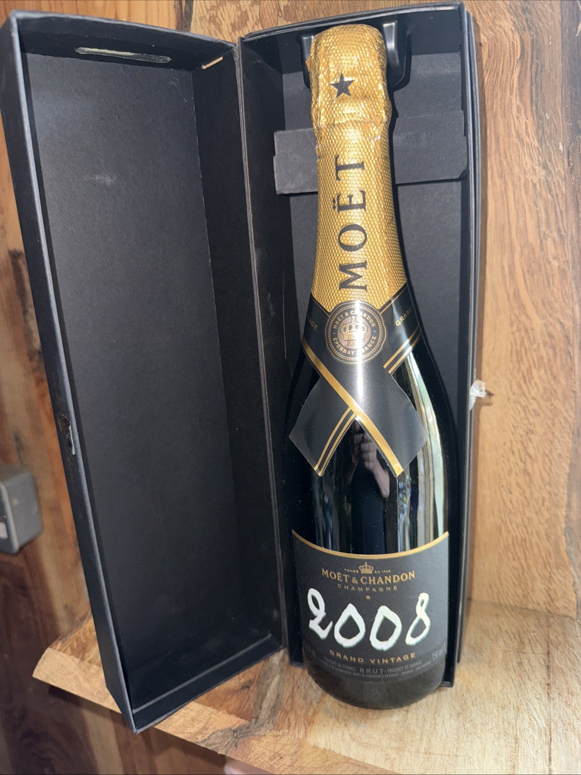 Moët Et Chandon Champagne  70cl 2008 Special Edition Collectors
