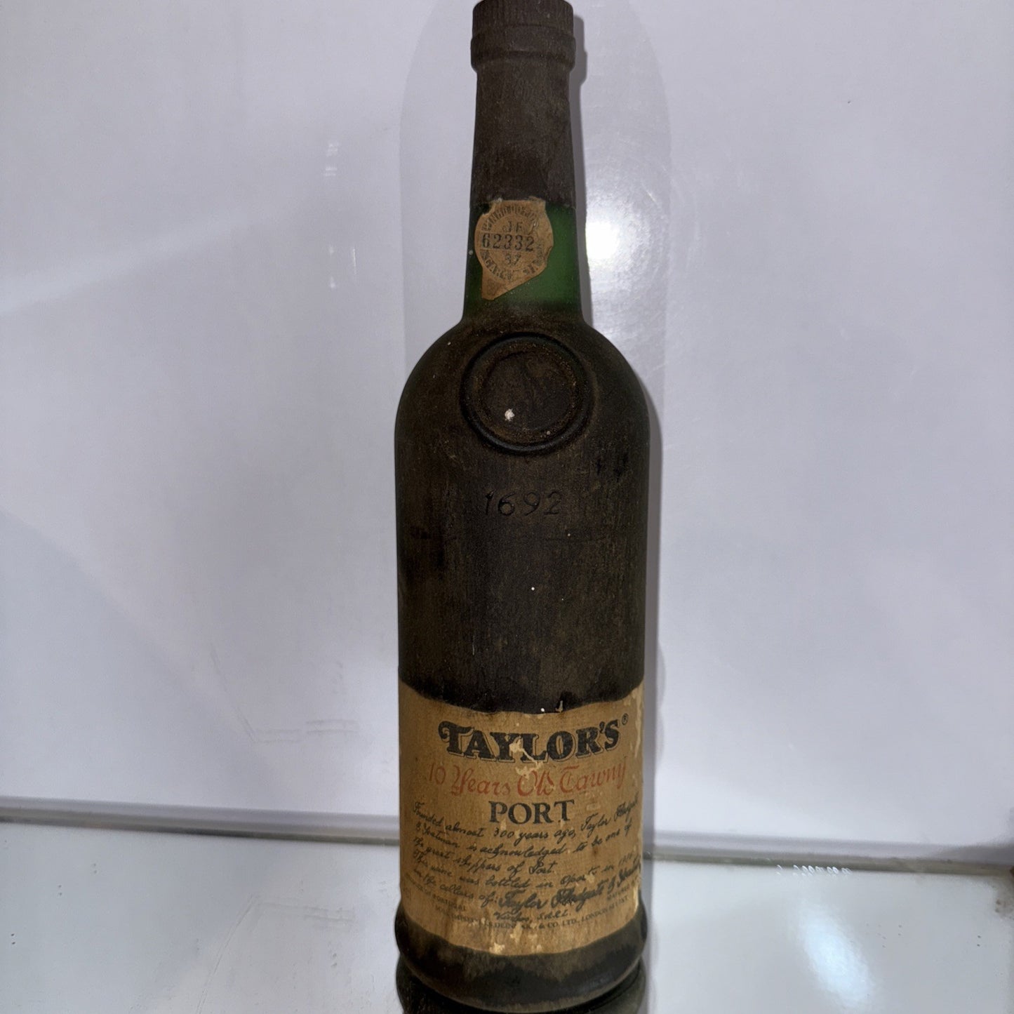 Taylor's 10 Year Old Vintage Port Bottled In 1986