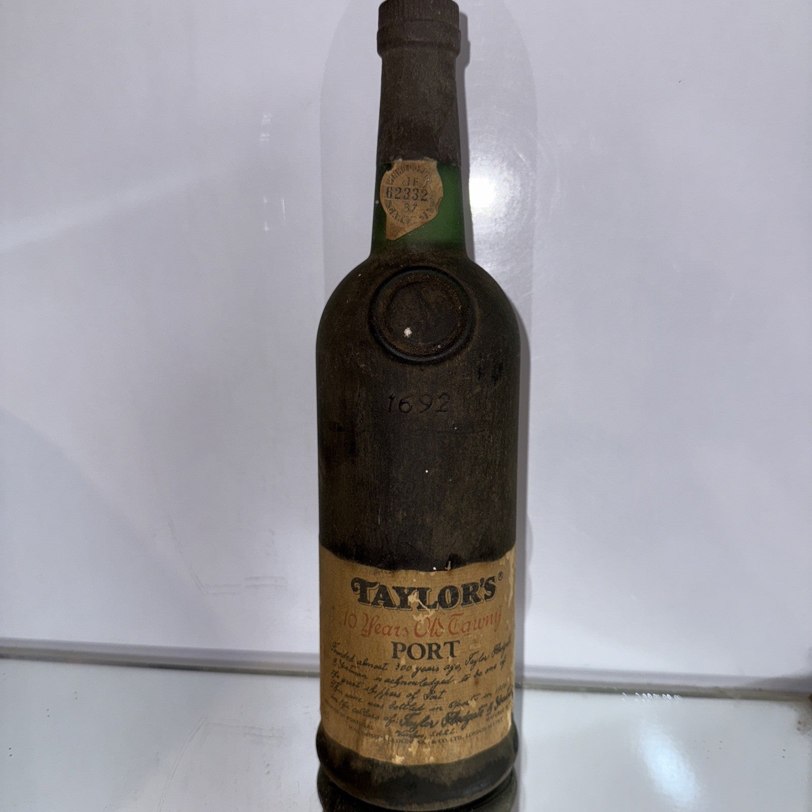 Taylor's 10 Year Old Vintage Port Bottled In 1986