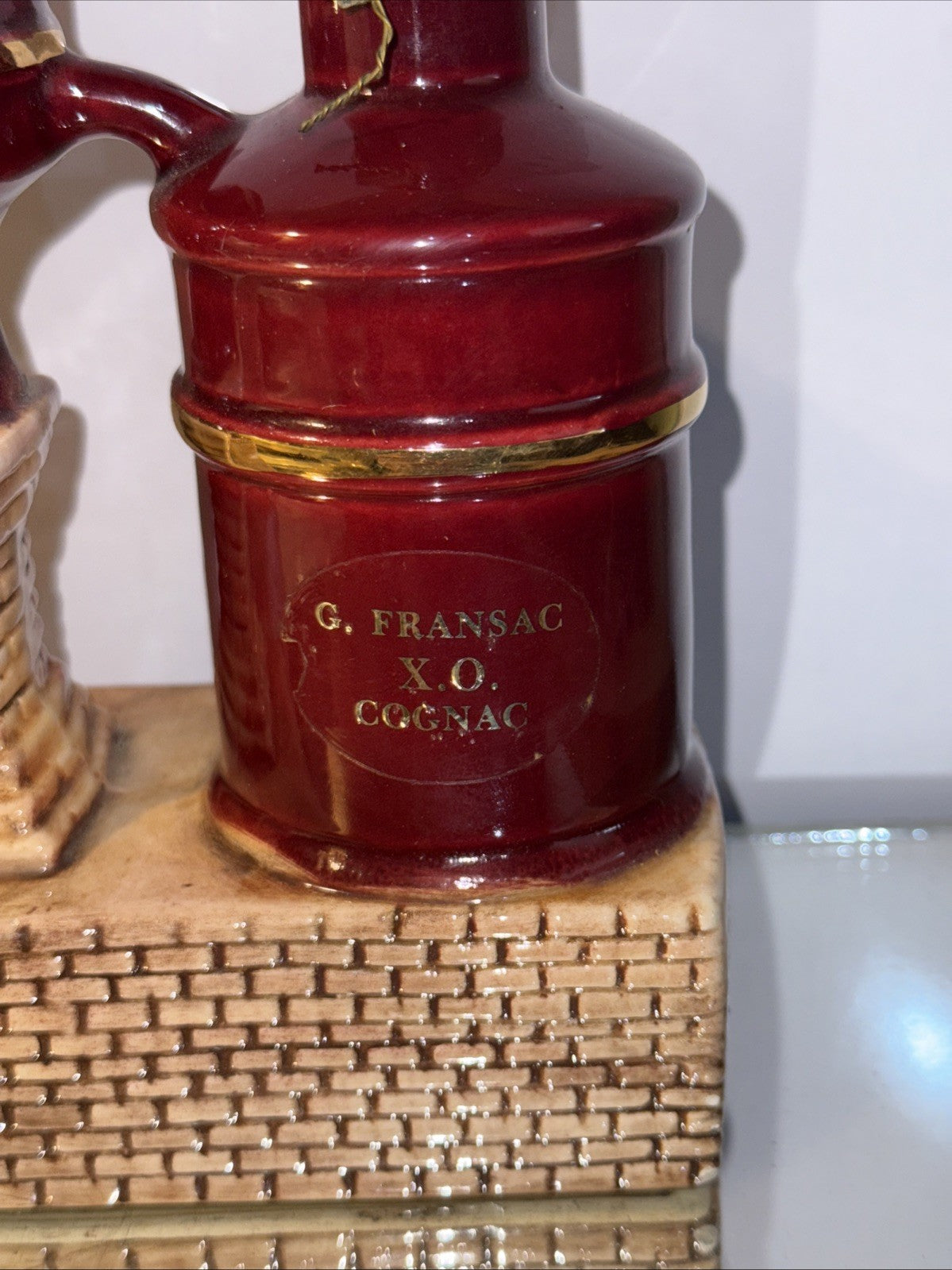 70cl ceramic decanter of G. Fransasac XO Cognac (40% ABV) 1970s Bottle