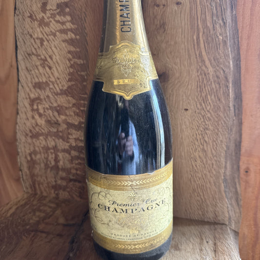 Tesco Premier Cru Champagne Vintage bottle
