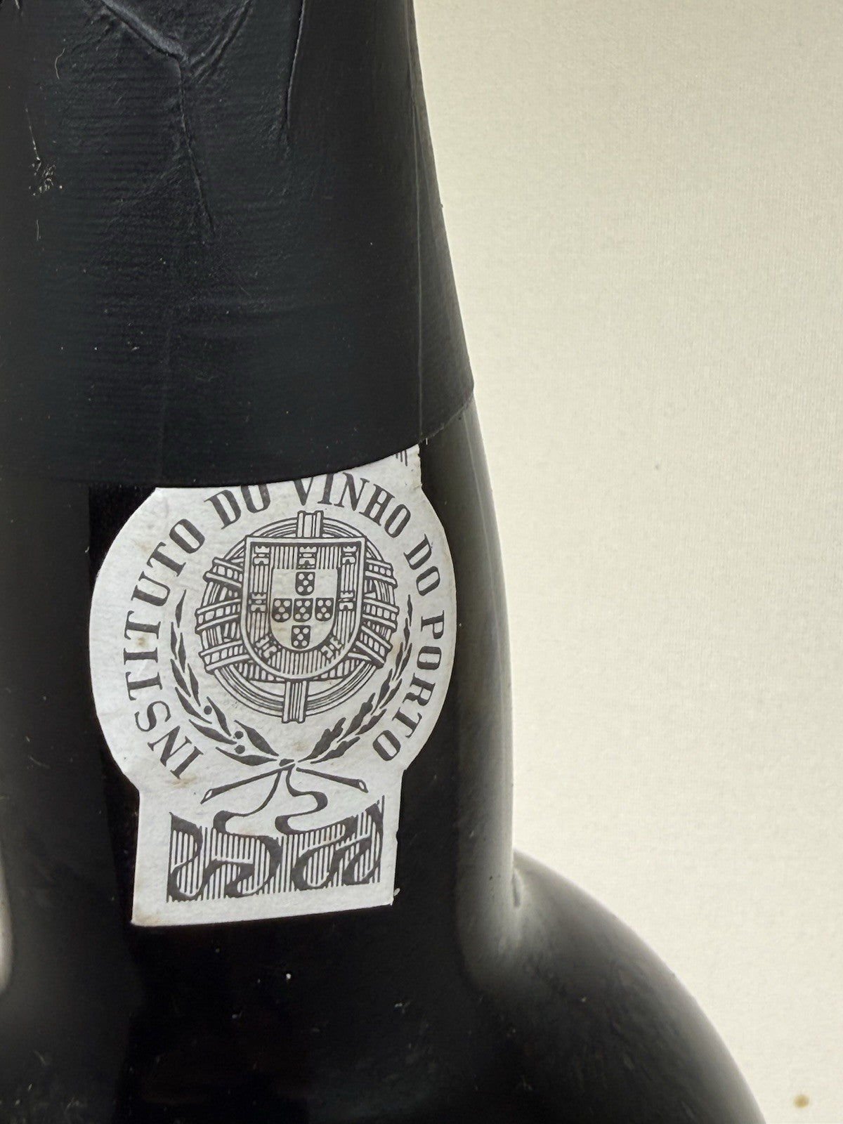 Taylor’s Late Bottled Vintage Port 1992 Bottles 1996