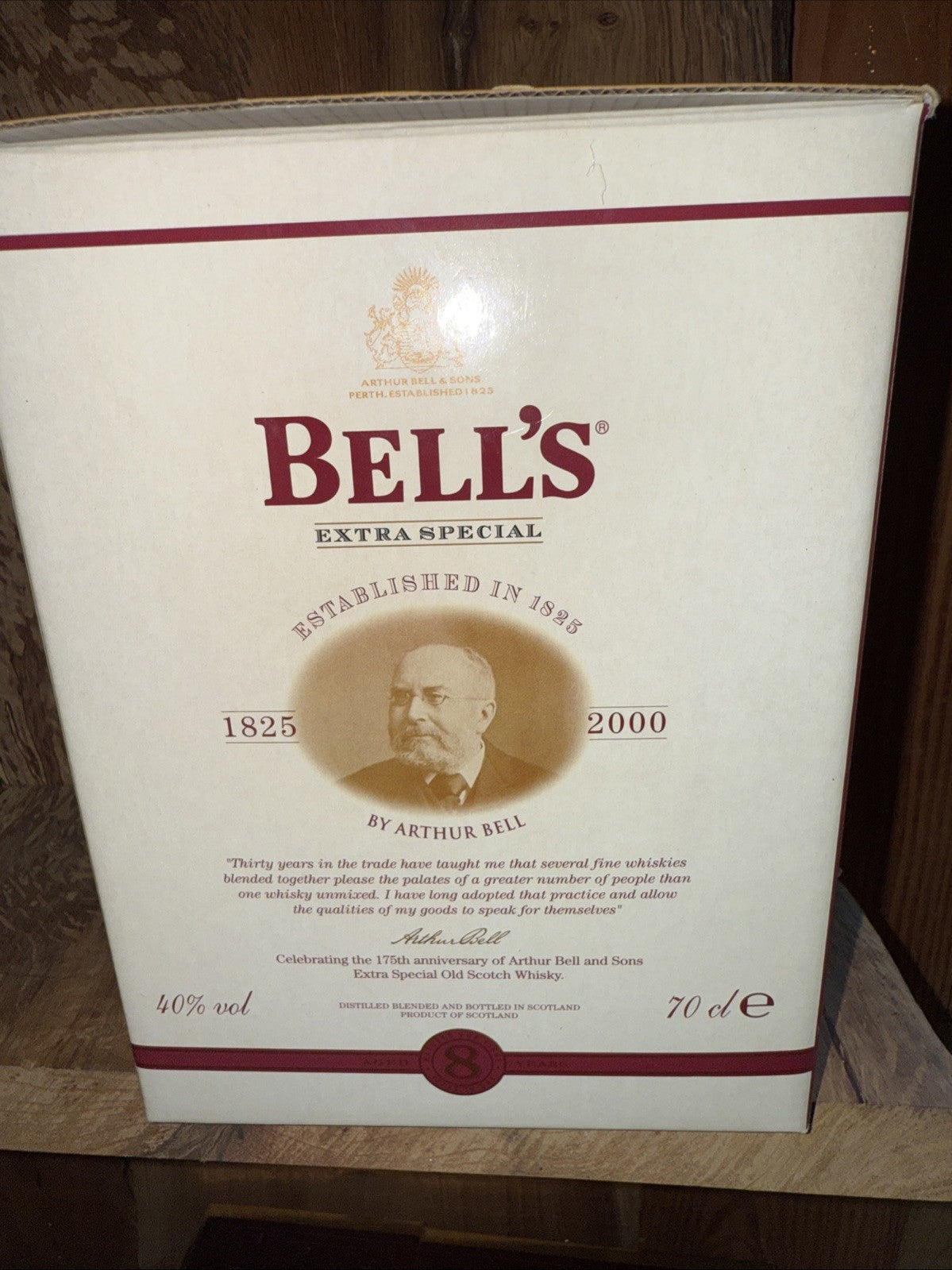 Bels Whisky Decanter christmas 2000 full boxed mint condition
