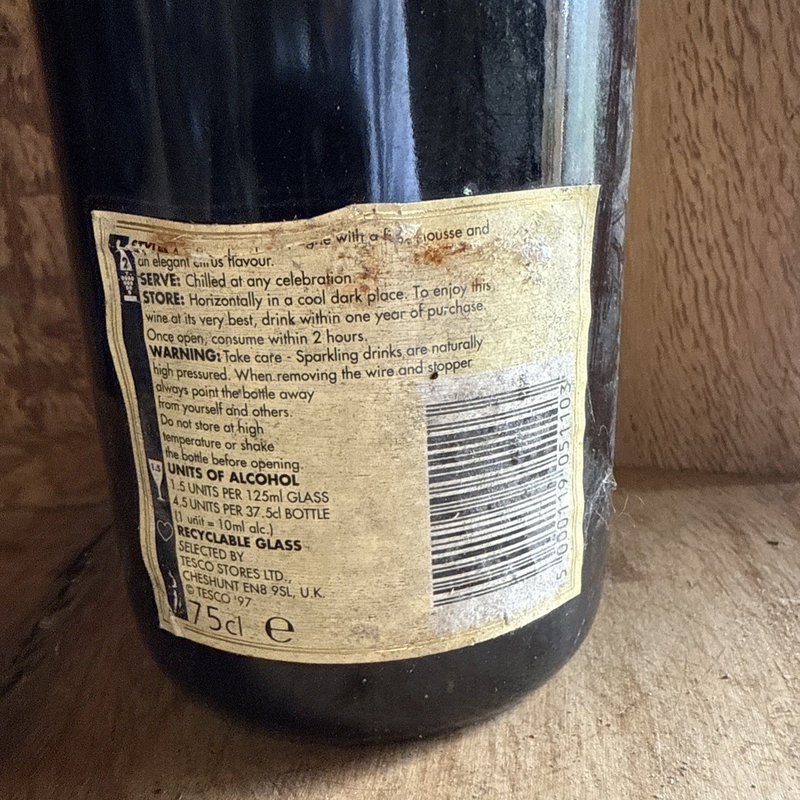 Tesco Premier Cru Champagne Vintage bottle