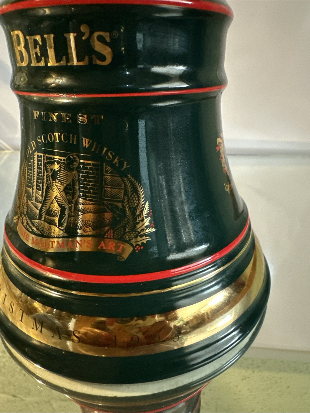 Bells Whisky 75cl decanter Christmas 1993 vintage matured