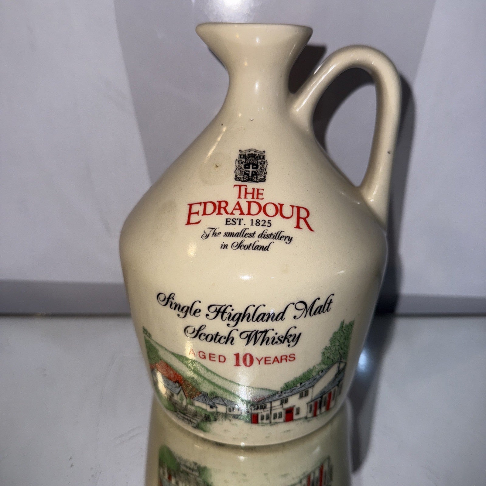 Edradour 10 Years Old - Ceramic Decanter Full !