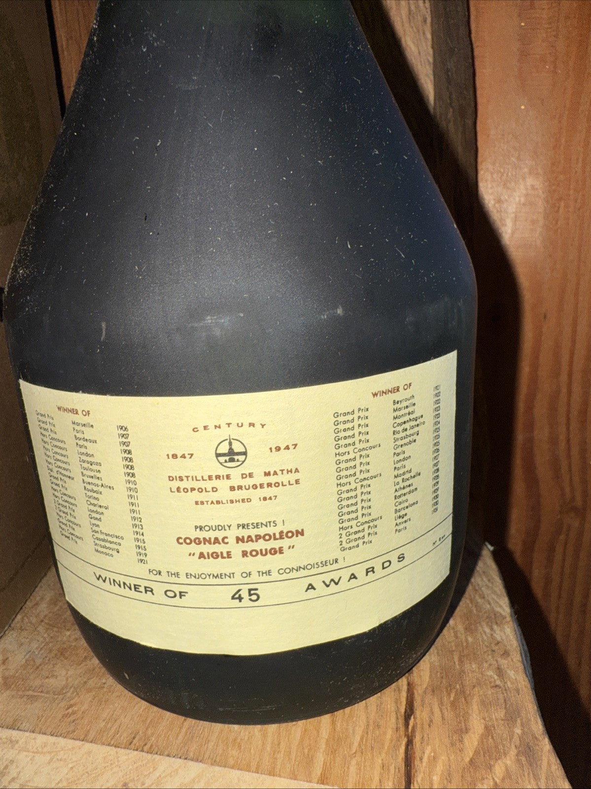 Brugerolle Cognac Napoleon "Aigle d'or " 26 fl oz 70 proof 1970s bottled