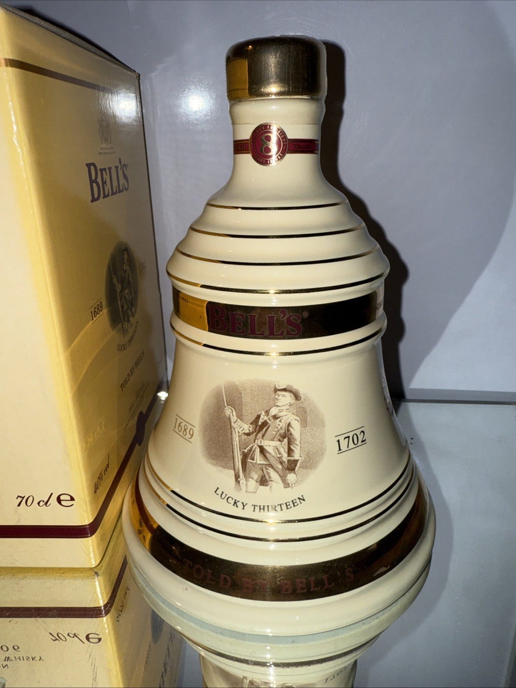 Bells Old Scotch Whisky Christmas 2006 40% 75cl Boxed New Full