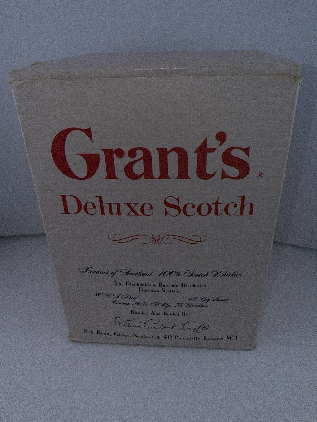 Grant’s Deluxe Scotch Ceramic Flagon + Box c.1970 Full