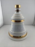 Bell’s Extra Special 2001 Christmas Bell Decanter 8 Year Old 70cl Full