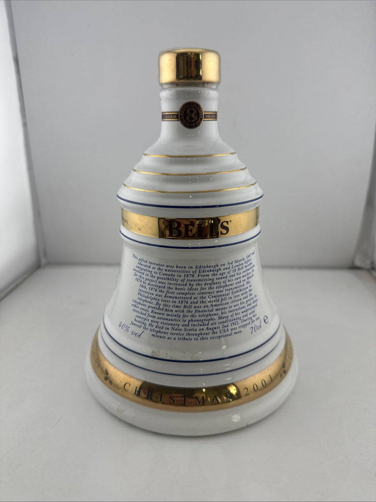 Bell’s Extra Special 2001 Christmas Bell Decanter 8 Year Old 70cl Full