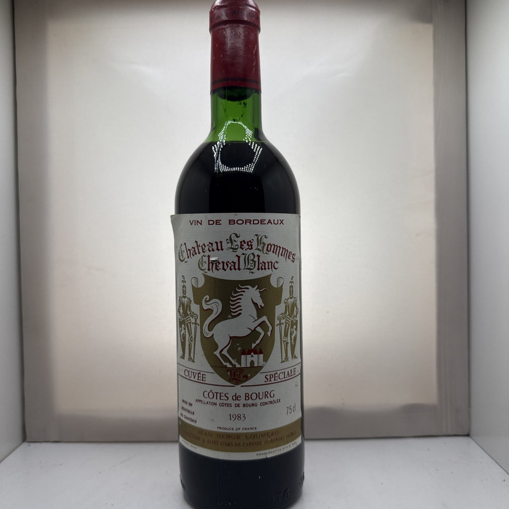 Château Les Hommes Cheval Blanc Côtes de Bourg 1983 75cl