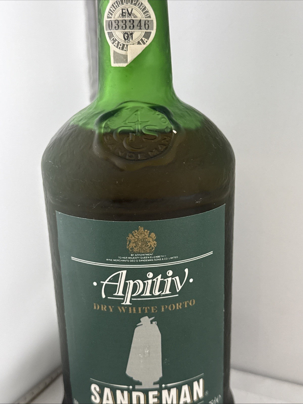 Sandeman Apitiv Dry White Porto White Port Portugal 75cl